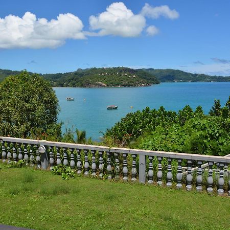 Bayview Villa -Sea Side Villa Anse Boileau Exterior photo