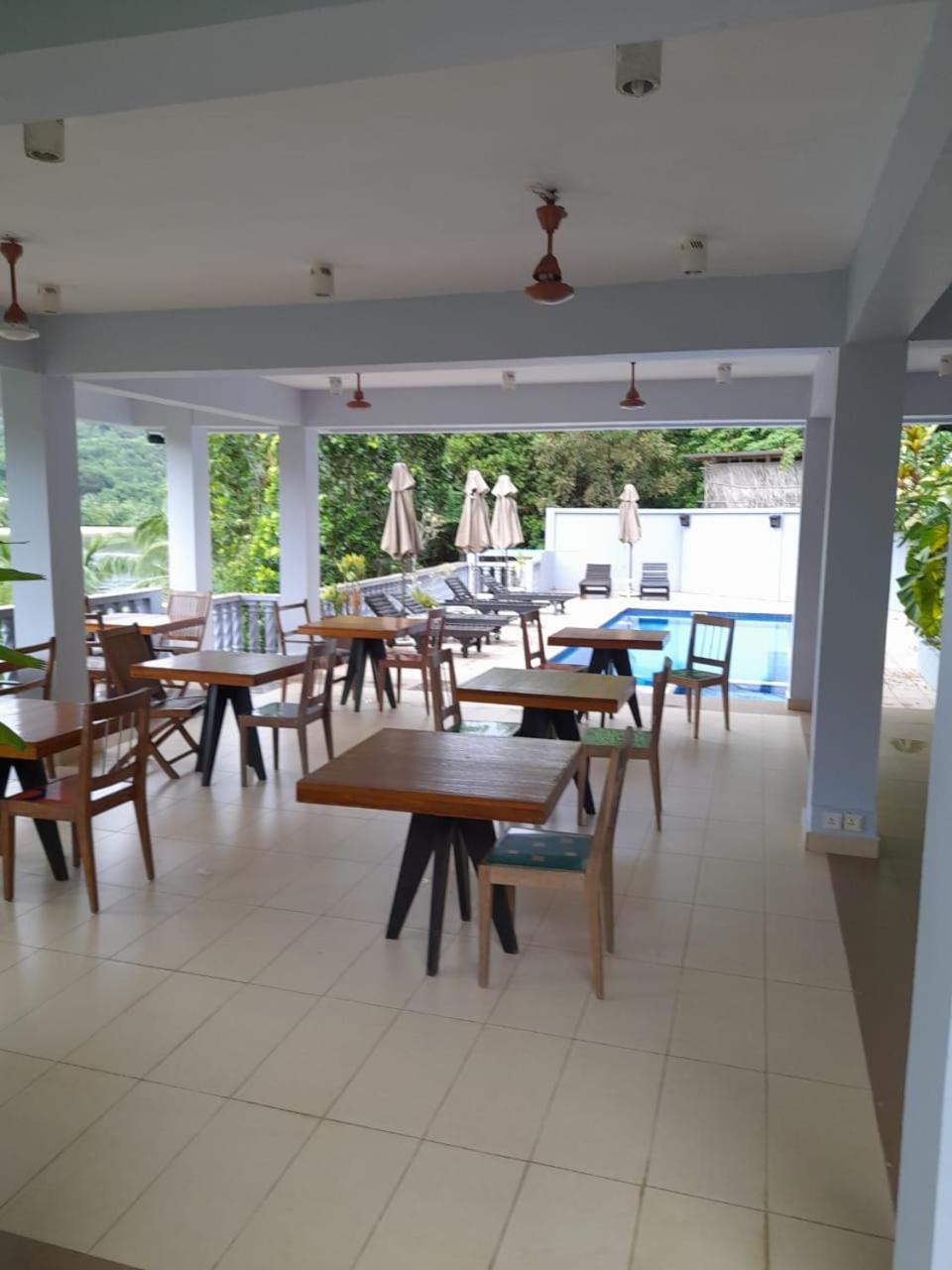 Bayview Villa -Sea Side Villa Anse Boileau Exterior photo
