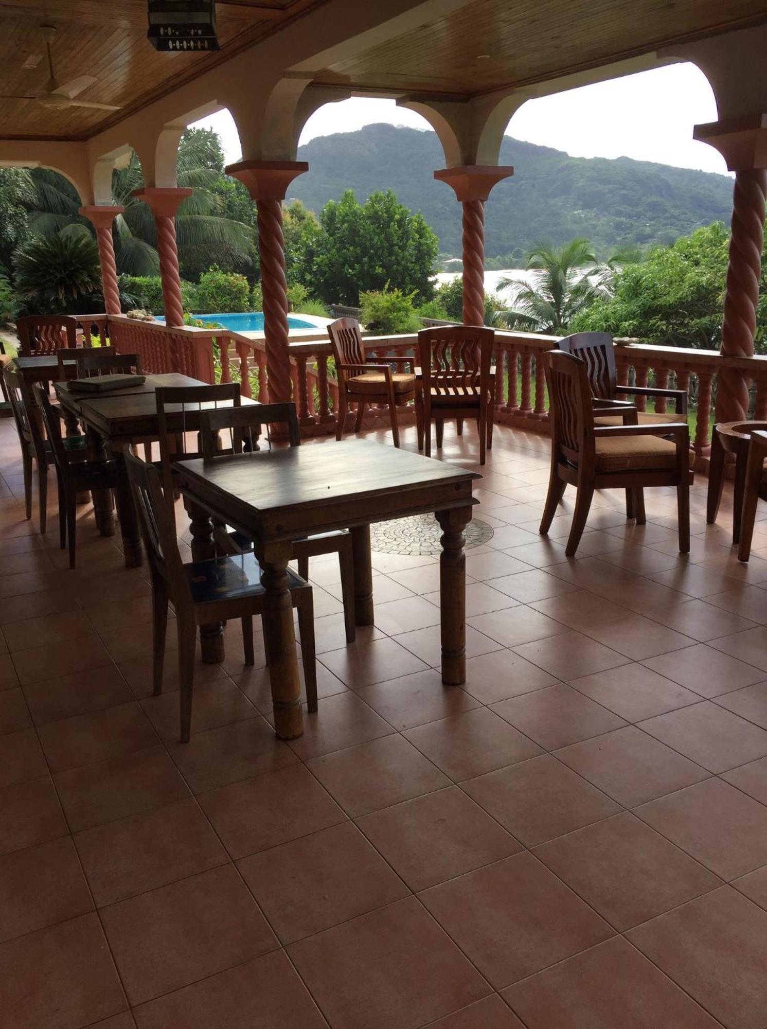 Bayview Villa -Sea Side Villa Anse Boileau Exterior photo
