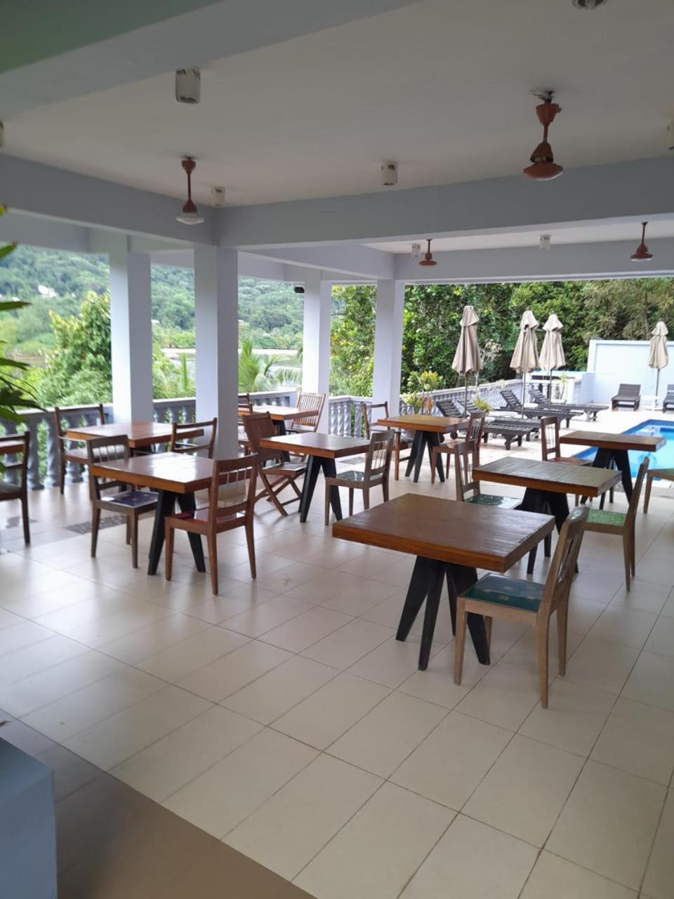 Bayview Villa -Sea Side Villa Anse Boileau Exterior photo