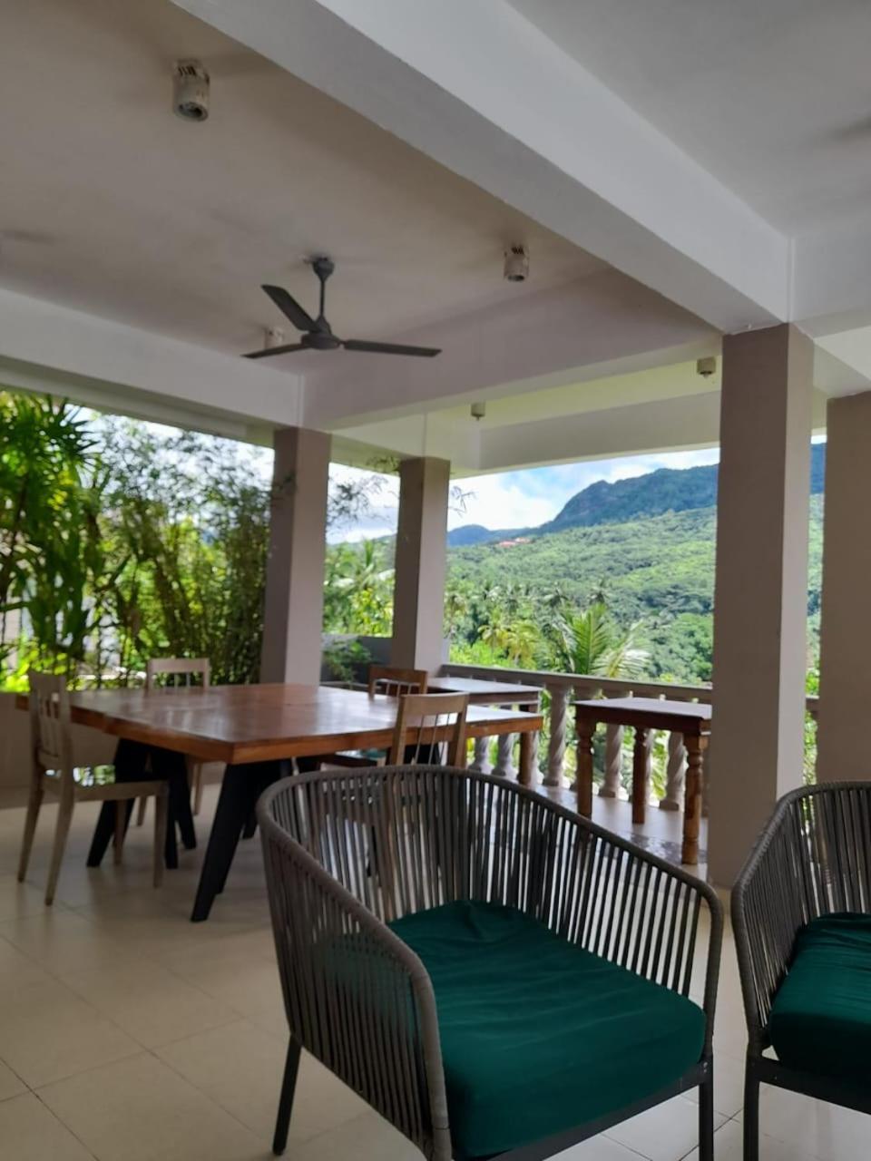 Bayview Villa -Sea Side Villa Anse Boileau Exterior photo