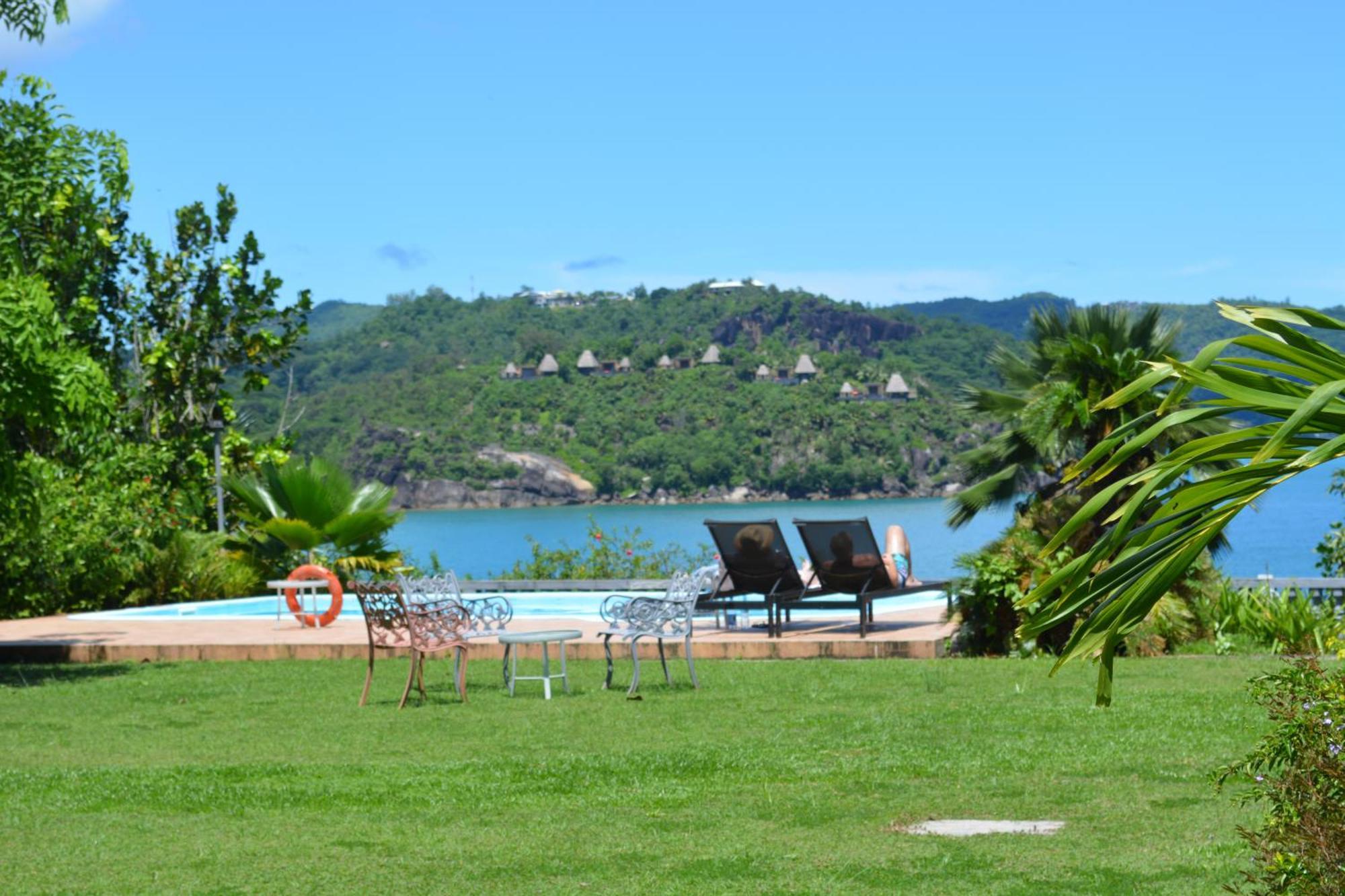 Bayview Villa -Sea Side Villa Anse Boileau Exterior photo