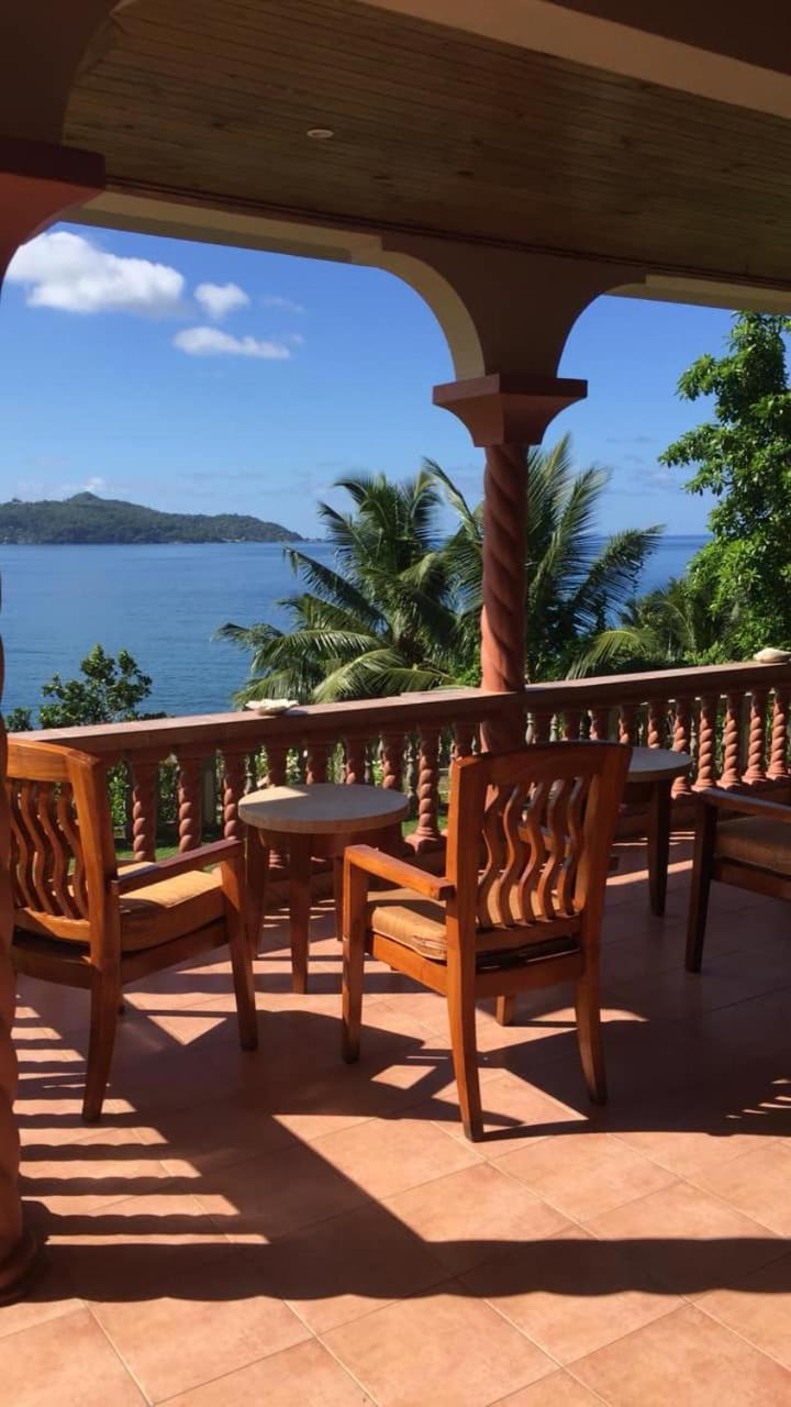 Bayview Villa -Sea Side Villa Anse Boileau Exterior photo